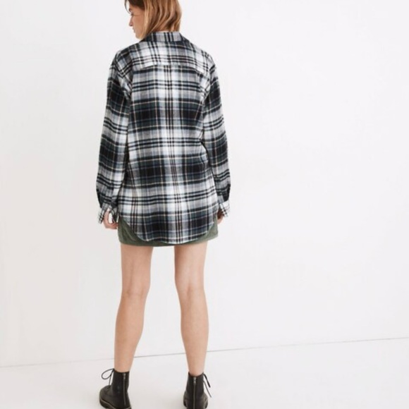 Madewell Medium midnight green flannel Sunday shirt in cronston Plaid - Picture 2 of 12